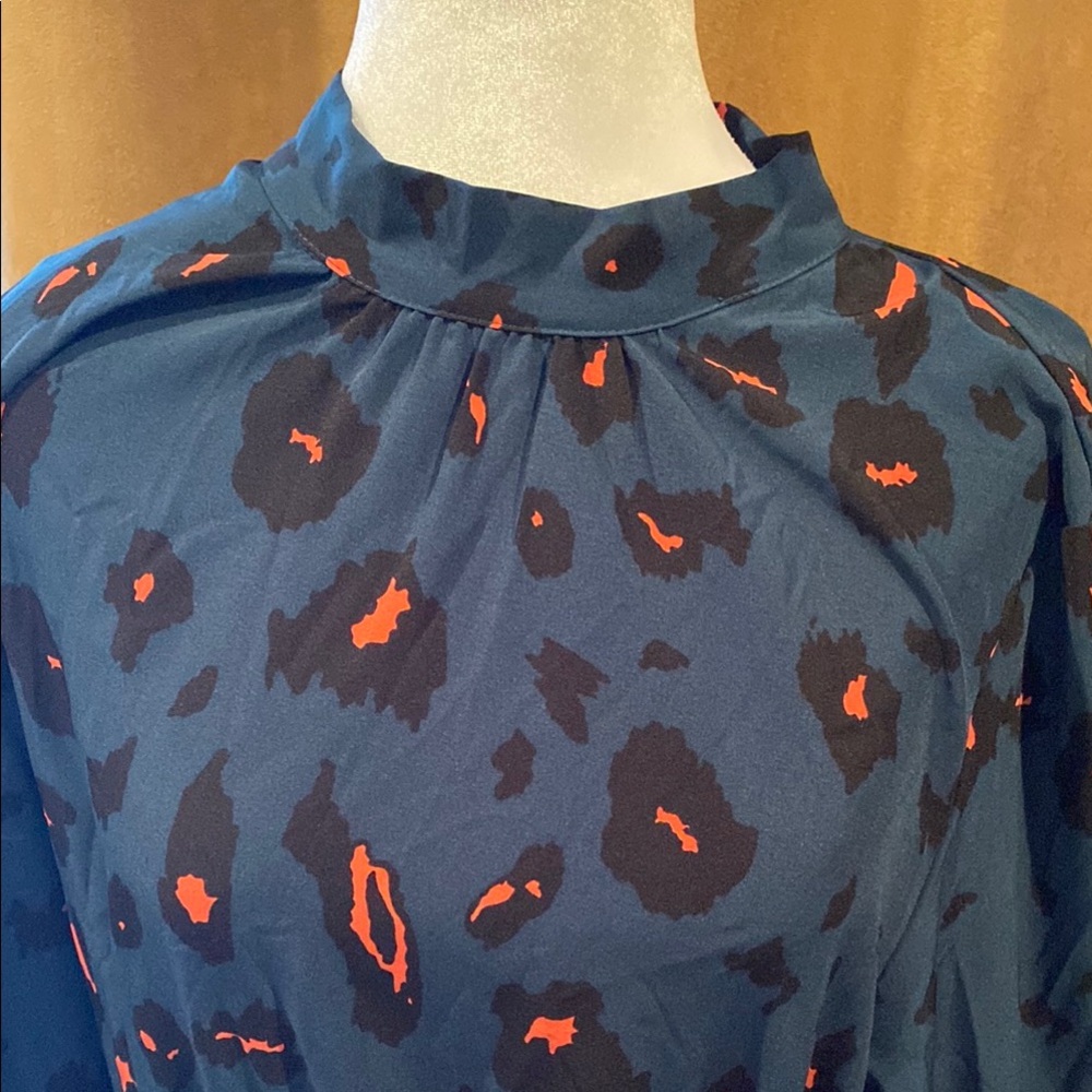 Elegant Navy and Bright Pink Patterned Dress